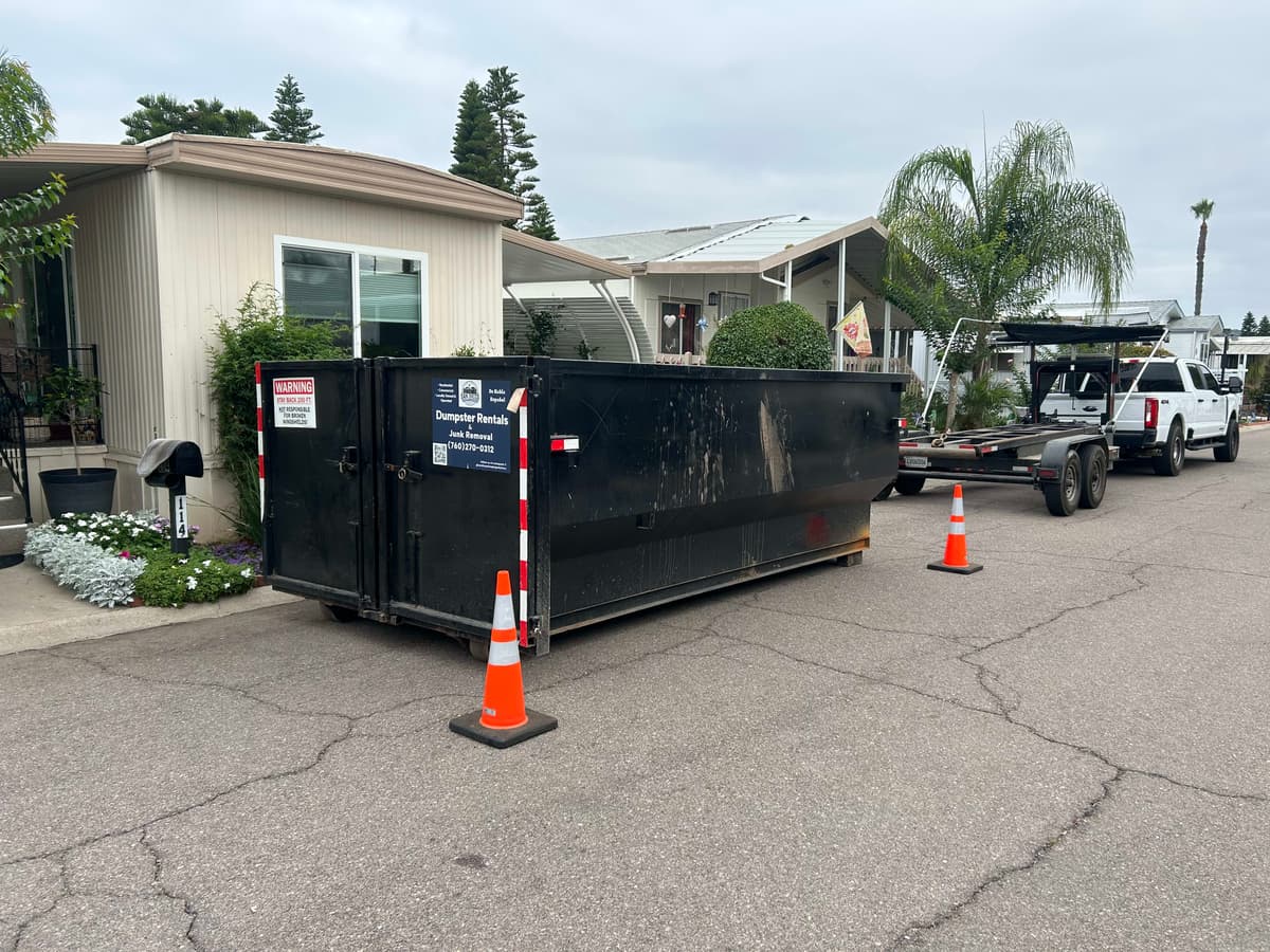 Affordable dumpster rental San Diego - Construction and residential roll off containers